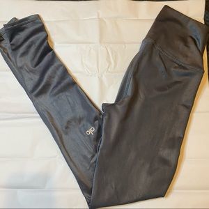 Alo shine leggings